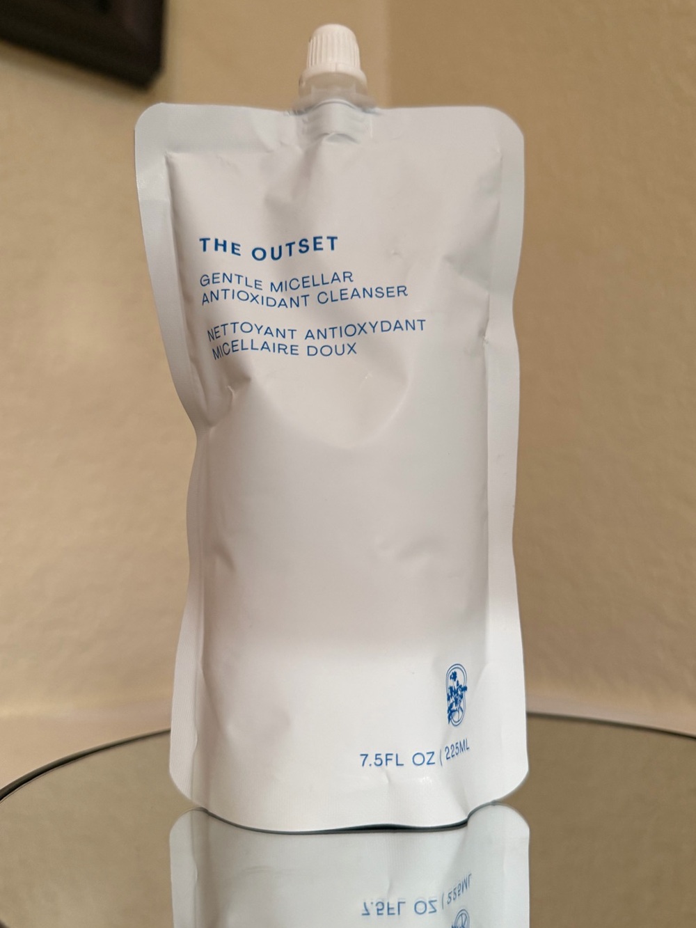 The Outset Gentle Micellar Antioxidant Cleanser in a 7.5 fl oz / 225 ml NWT